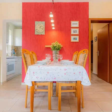 3 Id 130 Apartment