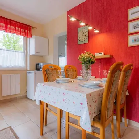 Apartamento 3 Id 130 *